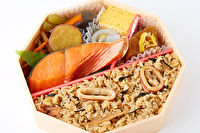 紅鮭塩焼・いかめし弁当