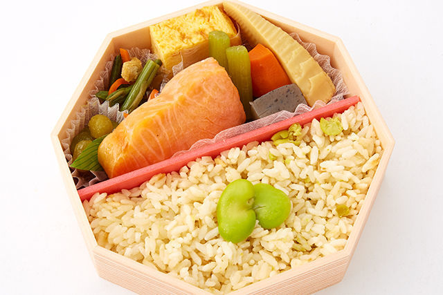 鯛と空豆の炊込みごはん