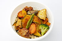 玄米ジャコわかめごはんと野菜丼