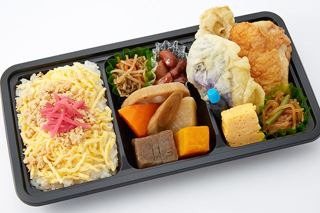 胚芽米ごはん色んな煮物たっぷり弁当